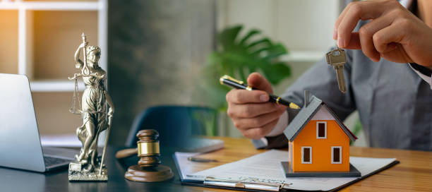 The Essential Role of Real Estate Lawyers in Property Investments